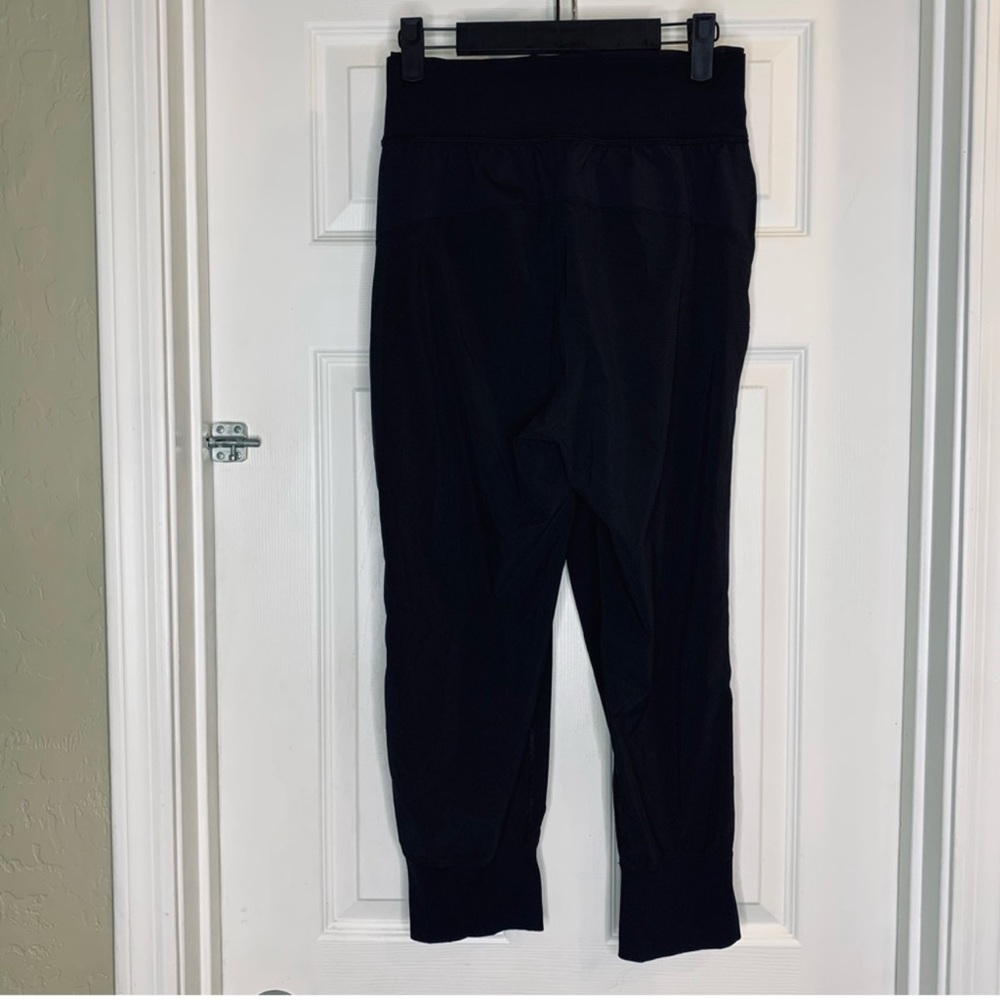 Lululemon Jogger Size 6